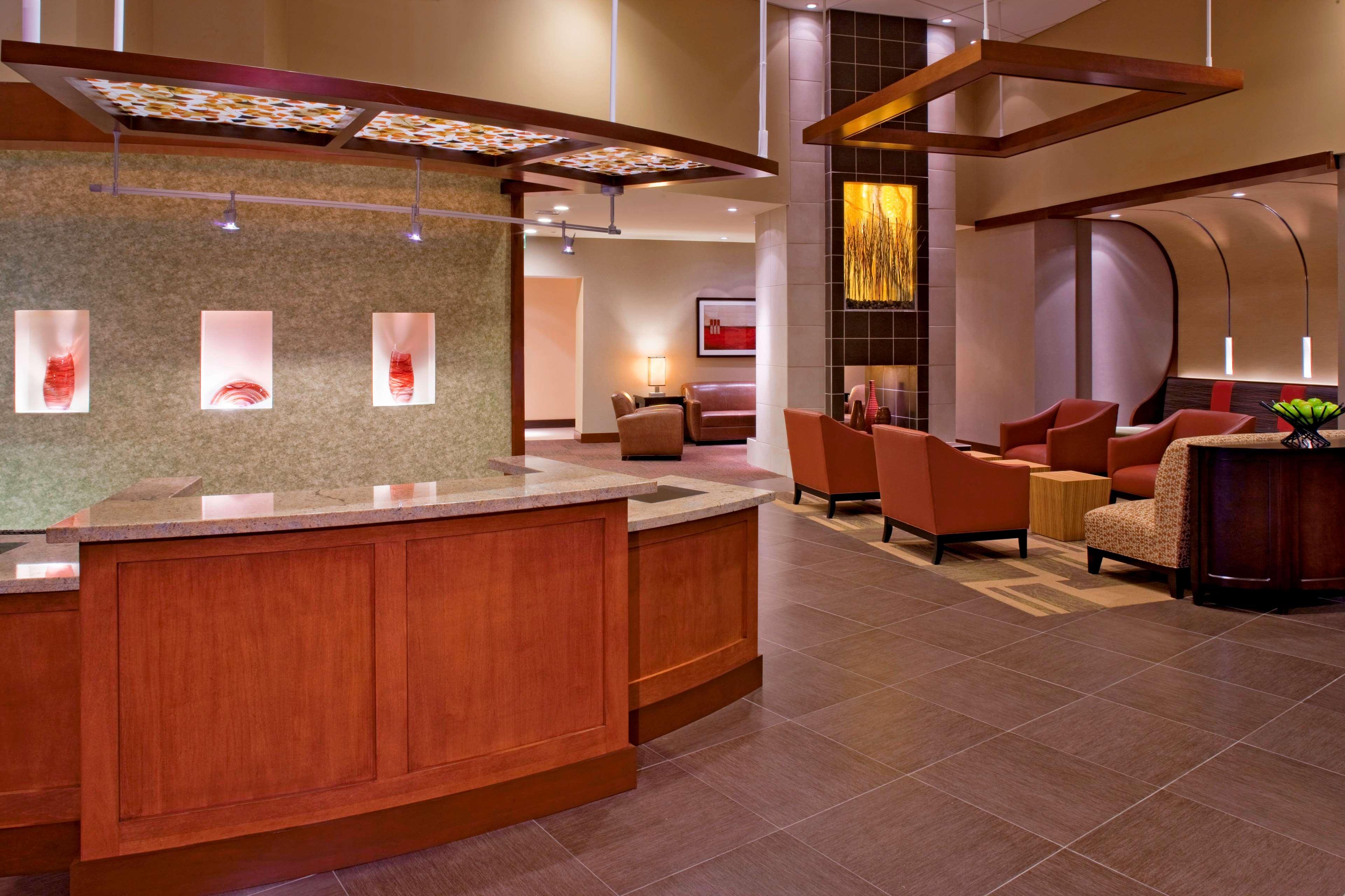 Hotel Sonesta Select Airport